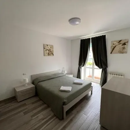 Eugenio Apartamento Colico